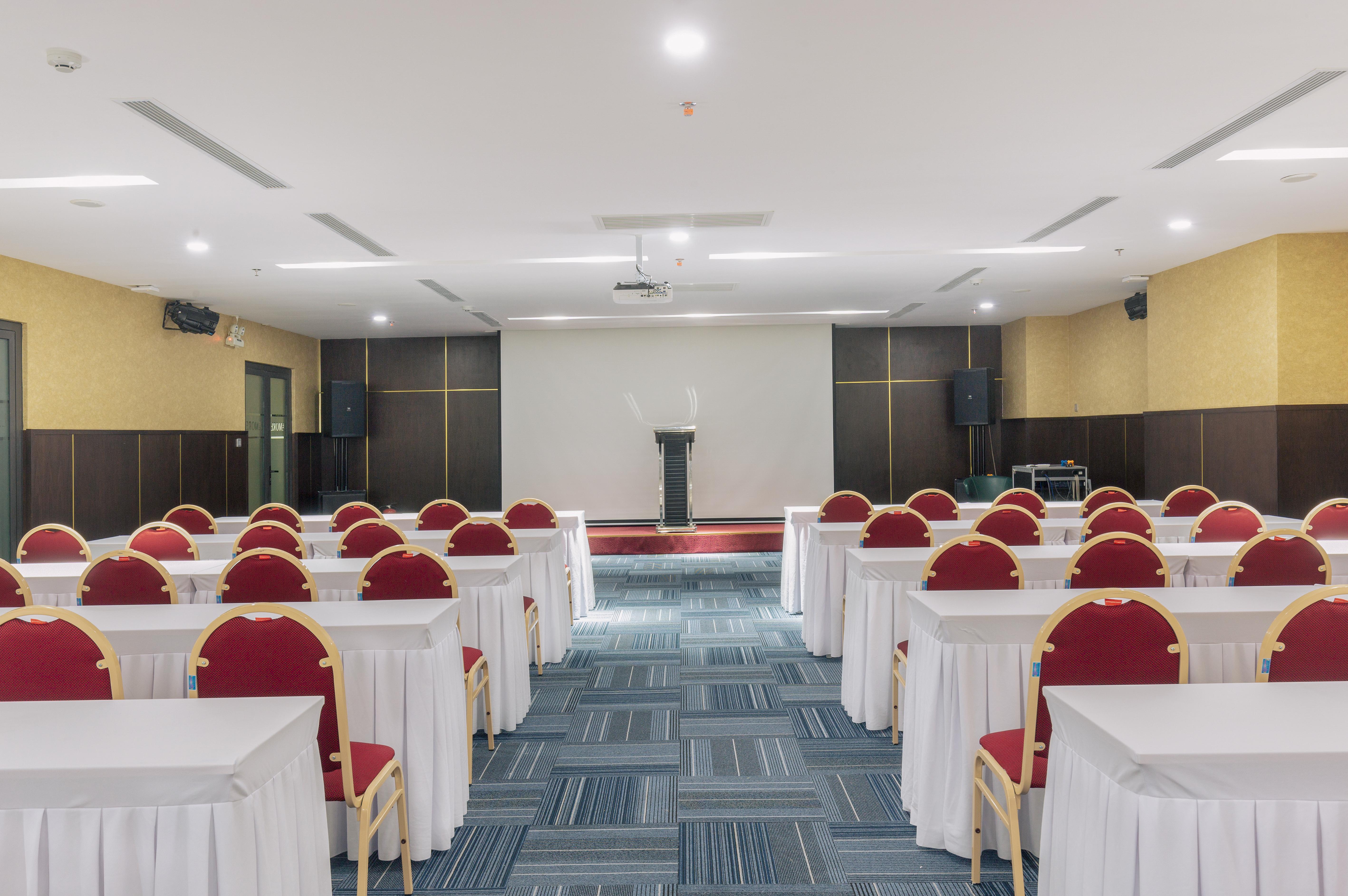 Lemore Hotel