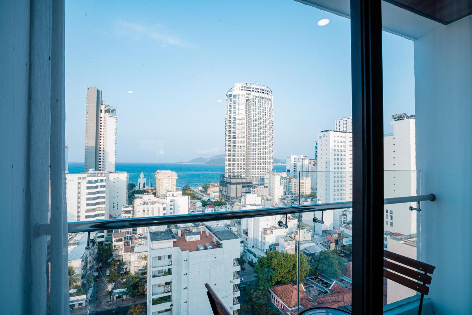 Lemore Hotel 4*